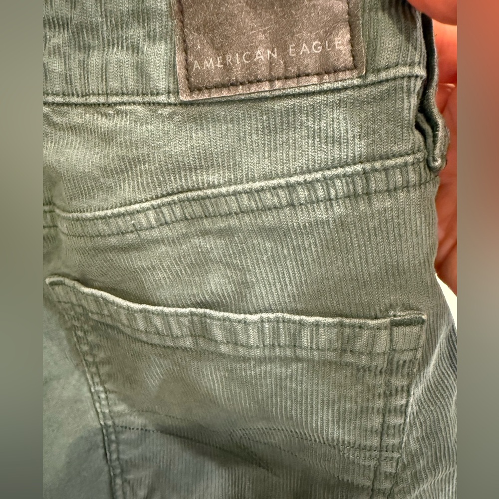 American Eagle Mom Straight Corduroy Pants Green Size 4 Stretch - Picture 9 of 11